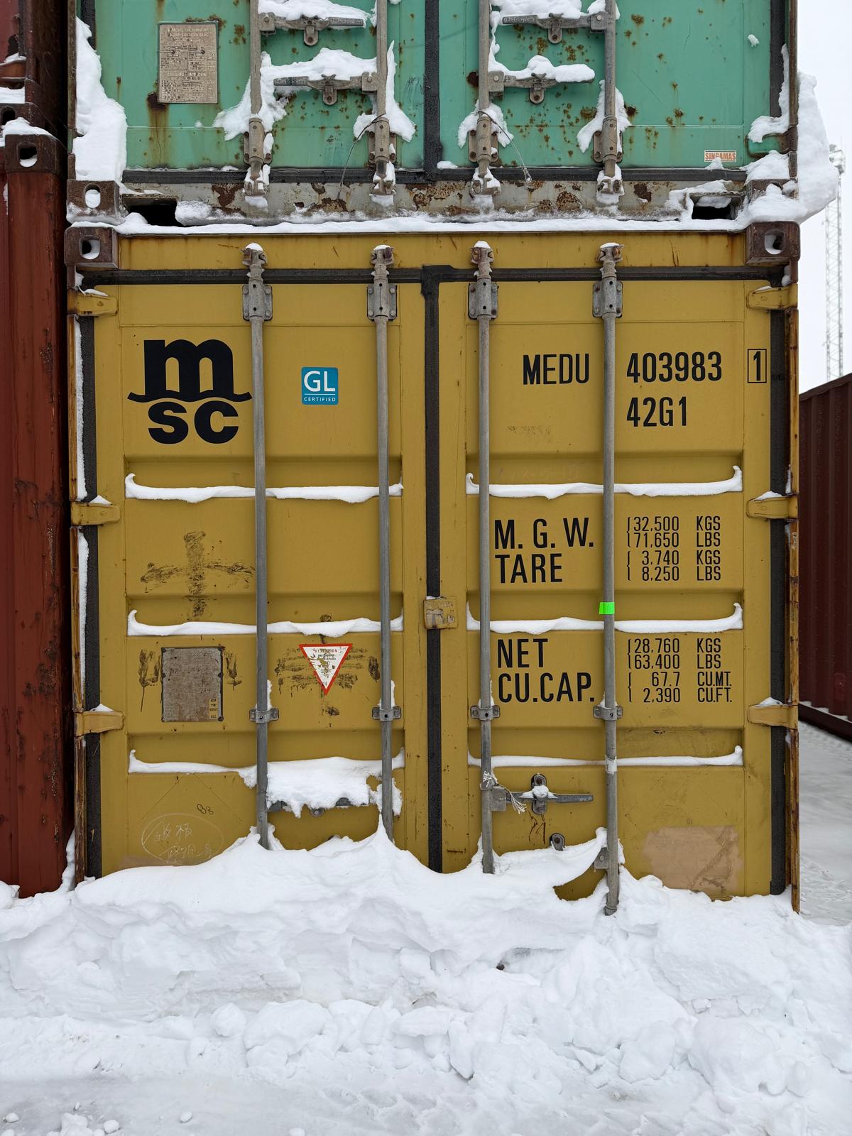 CW 40DC MEDU4039831